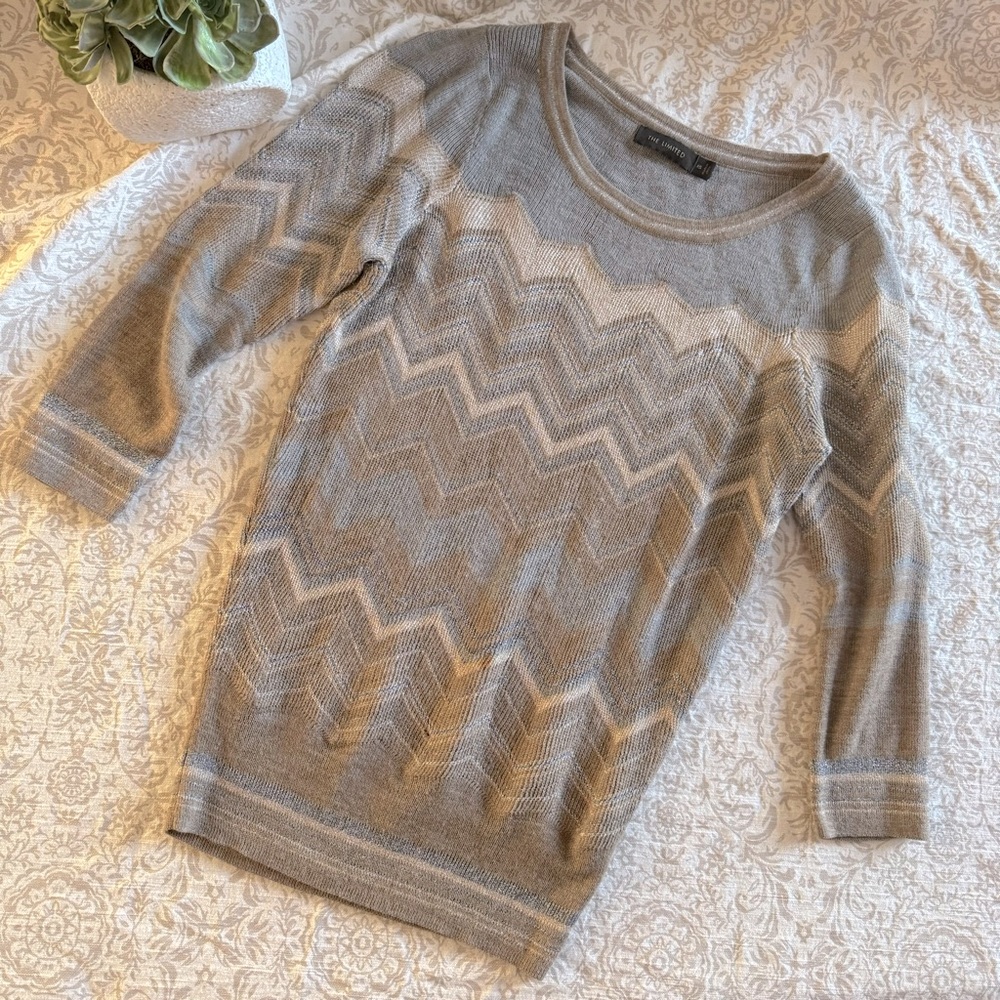The Limited 3/4 Sleeve Brown & Silver Sweater